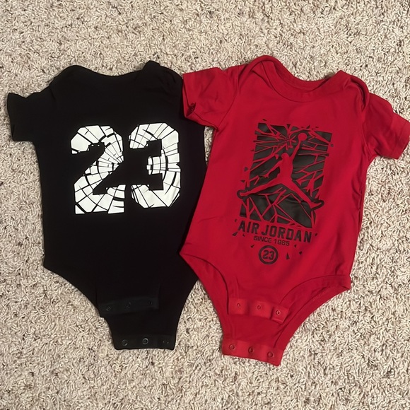 Nike Onesies (read description) - Picture 2 of 5